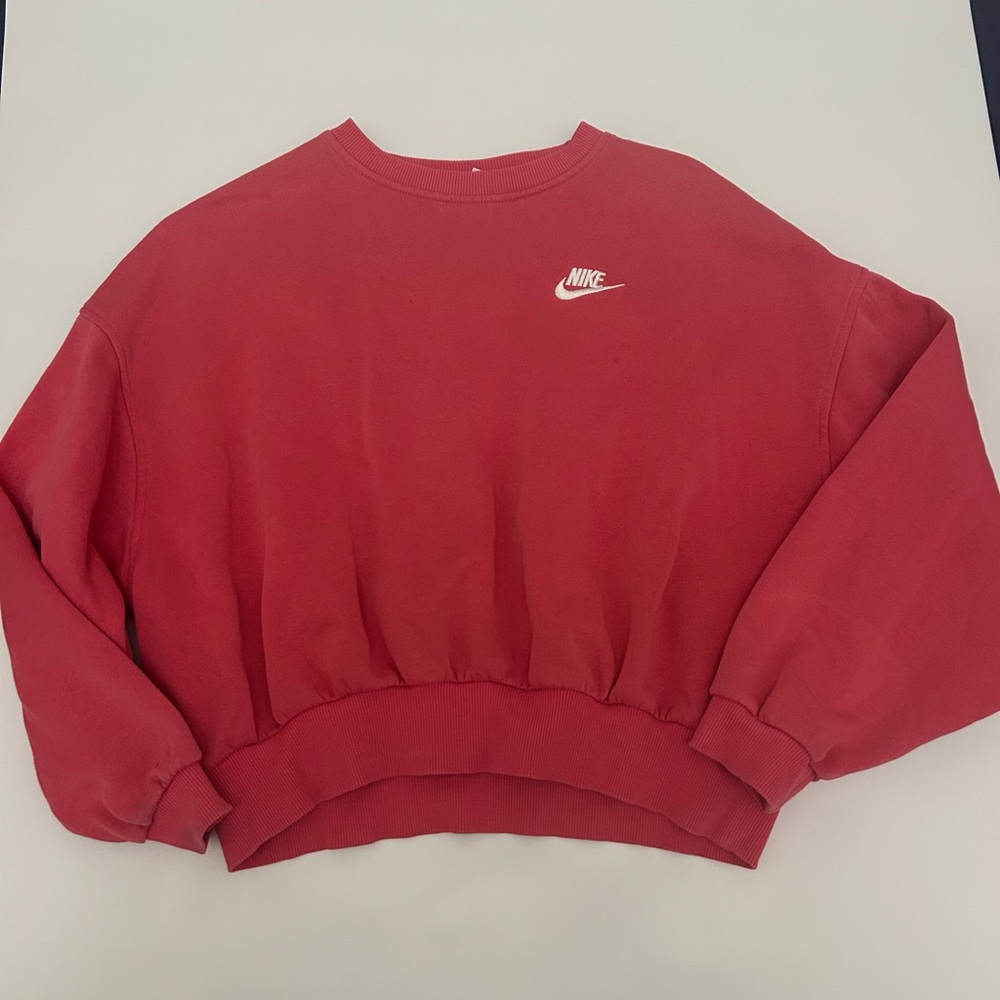 Nike Girls Classic Magenta Pullover